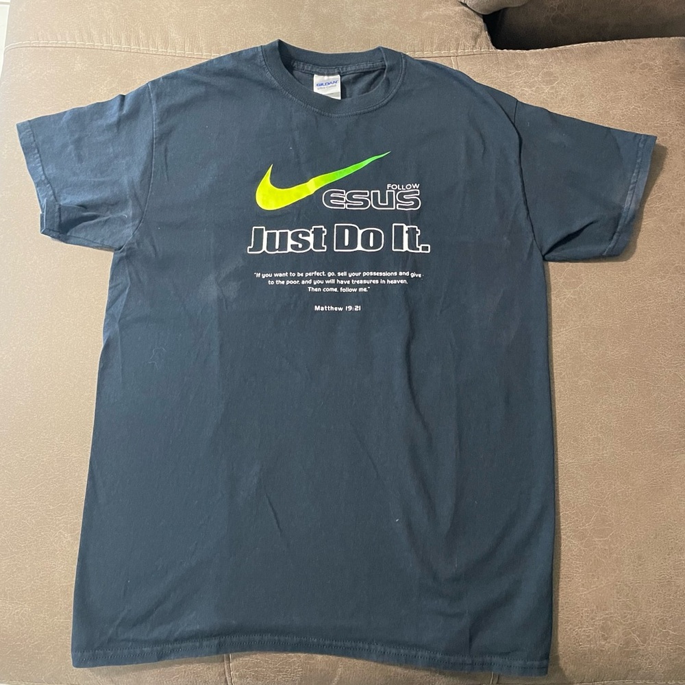 Vintage Jesus T-shirt Nike Parody Just Do It Religion Shirt Y2k M